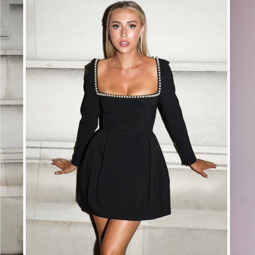 Odd Muse The Ultimate Muse Pearl Dress in Black. Size Medium. Fits US 4.